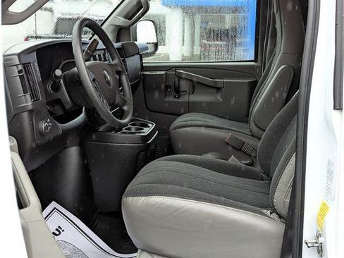 Certified 2025 Chevrolet Express 2500 w/ Driver Convenience Package RWD image 13