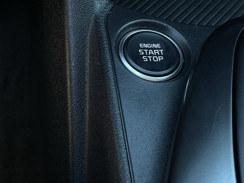Used 2025 Kia K4 LXS image 12