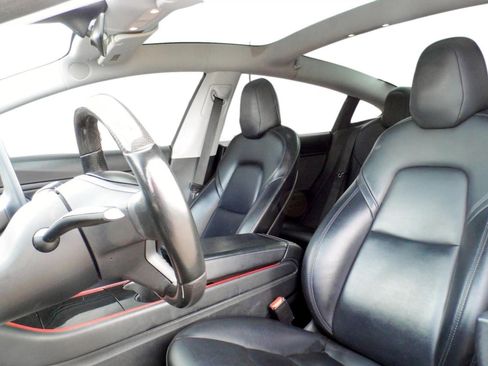 Used 2018 Tesla Model 3 Long Range image 18