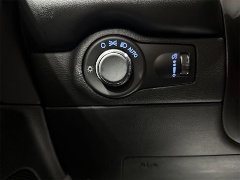 Used 2024 Dodge Durango GT image 19