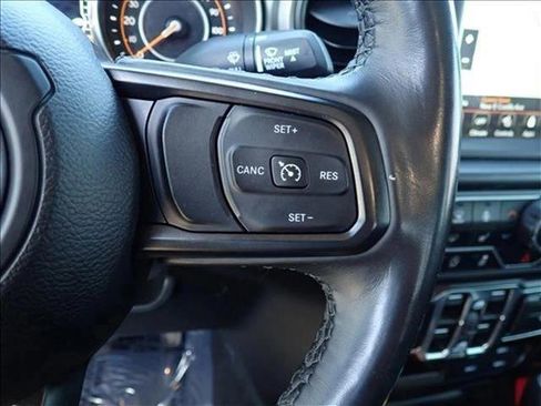 Used 2021 Jeep Gladiator Sport AWD/4WD image 13