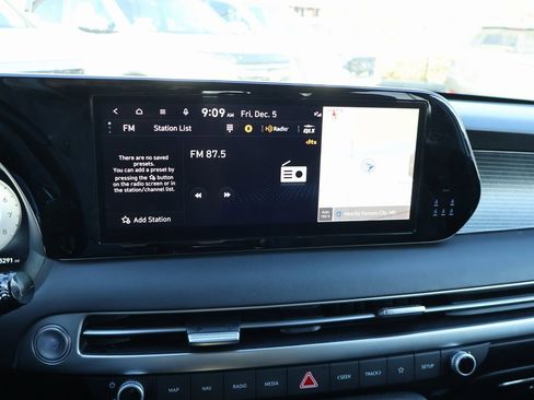 Used 2023 Hyundai Palisade Limited image 22