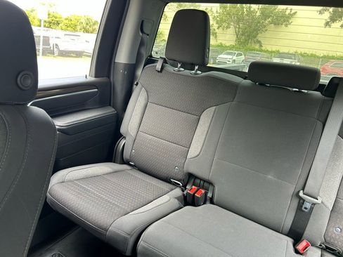 Used 2025 Chevrolet Silverado 2500 LT w/ Convenience Package image 13