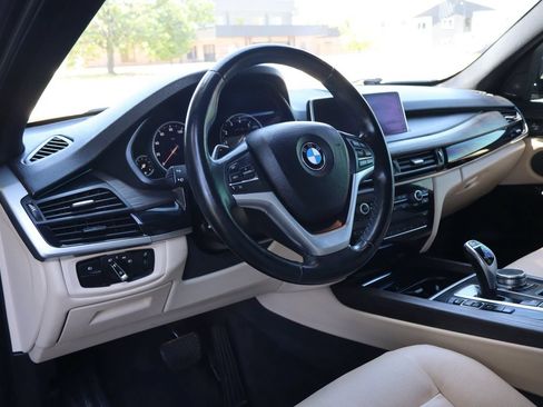 Used 2018 BMW X5 xDrive35i w/ Executive Package AWD/4WD image 16