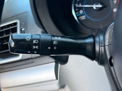 Used 2017 Subaru Forester 2.5i Premium image 29