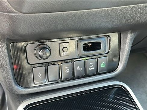 Used 2022 Mitsubishi Outlander GT image 20