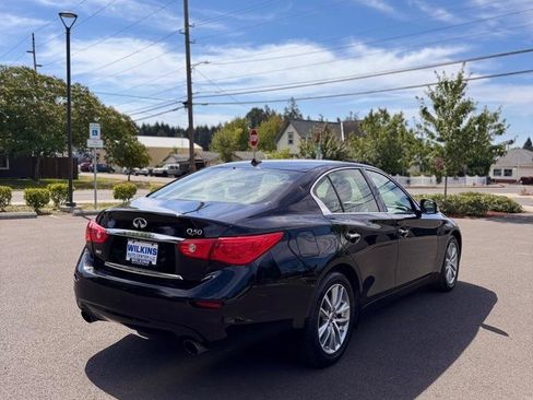 Used 2017 INFINITI Q50 2.0t w/ Moonroof Package AWD/4WD image 5