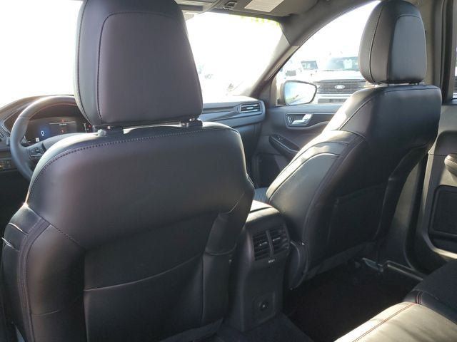 Used 2024 Ford Escape ST-Line w/ Tech Pack #1 AWD/4WD image 26