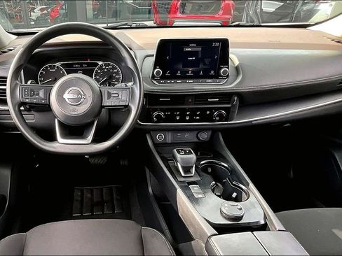 Used 2023 Nissan Rogue S image 8