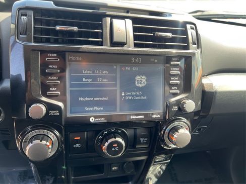 Used 2024 Toyota 4Runner TRD Off-Road image 14