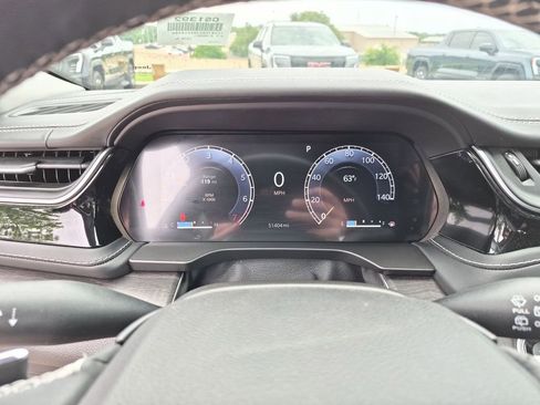 Used 2022 Jeep Grand Cherokee L Limited AWD/4WD image 22