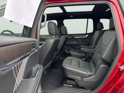 Used 2024 GMC Acadia Denali w/ LPO, Floor Liner Package image 20