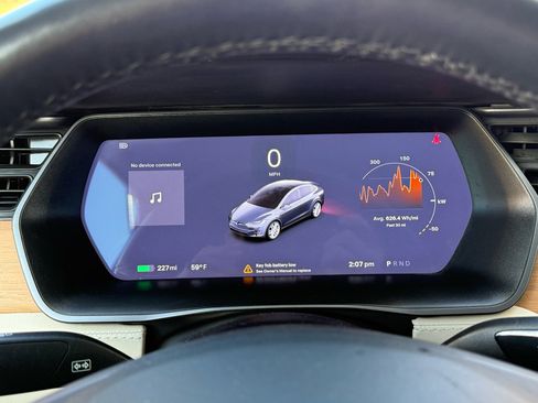 Used 2020 Tesla Model X Long Range image 23