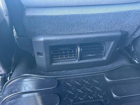 Used 2022 RAM 1500 Classic SLT w/ Protection Group AWD/4WD image 20