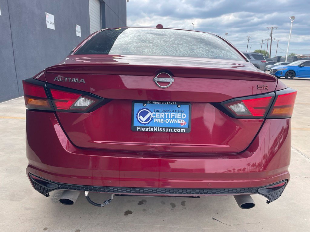 Used 2023 Nissan Altima 2.5 SR w/ SR Premium Package FWD image 4
