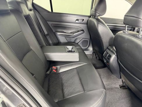 Used 2025 Nissan Altima 2.5 SL image 30