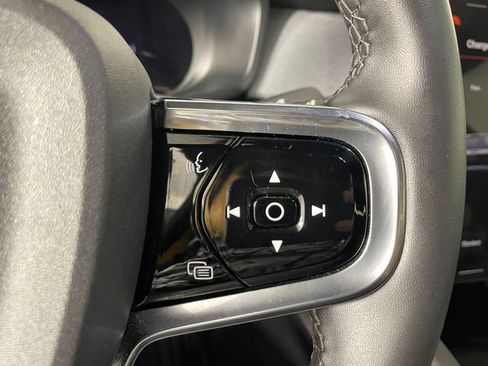 Used 2022 Polestar Polestar 2 w/ Performance Package image 12