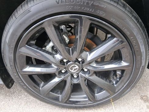 Used 2024 MAZDA MAZDA3 s FWD image 9