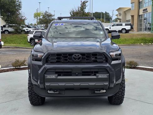 Used 2025 Toyota 4Runner TRD Off-Road Premium AWD/4WD image 2