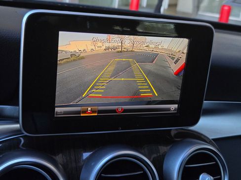 Used 2018 Mercedes-Benz C 300 4MATIC Sedan image 15