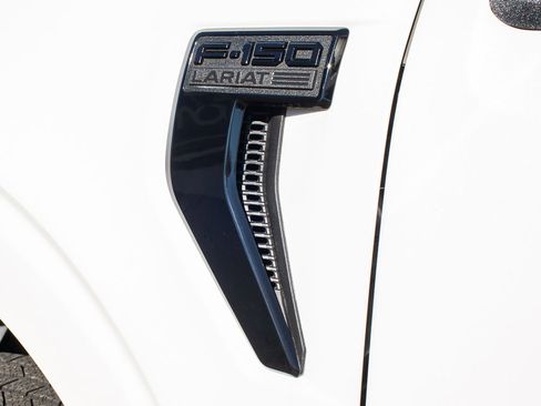 Used 2022 Ford F150 Lariat w/ Equipment Group 502A High image 10