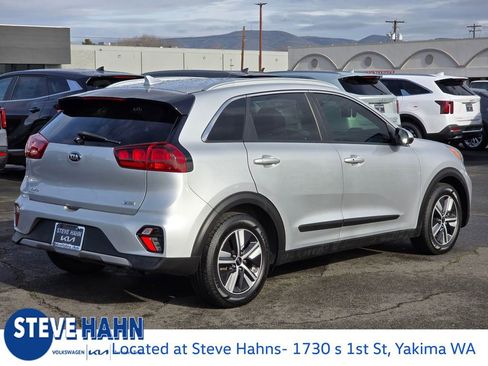 Used 2020 Kia Niro LXS image 5