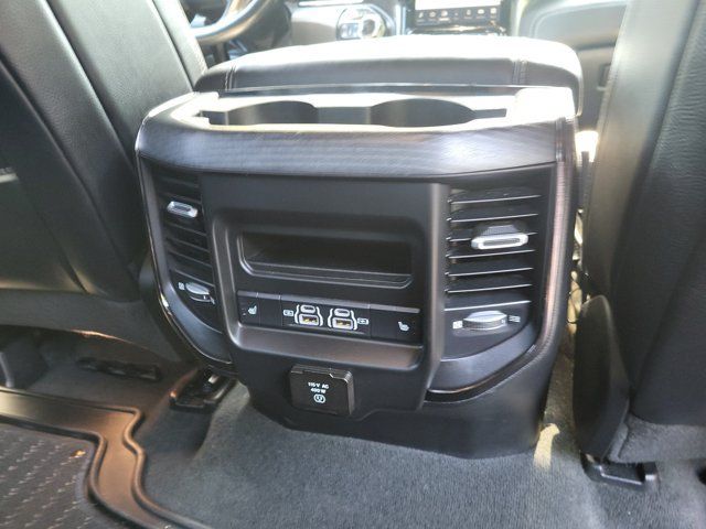 Used 2022 RAM 1500 Limited w/ Body Color Bumper Group AWD/4WD image 17