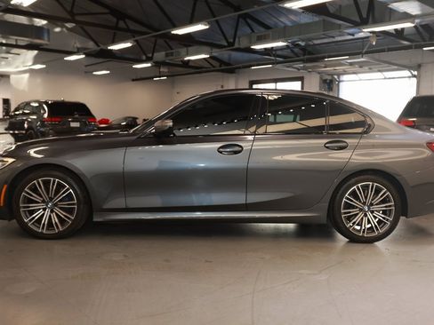 Used 2022 BMW M340i xDrive w/ Driving Assistance Package image 4