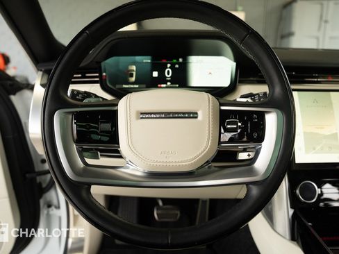 Used 2023 Land Rover Range Rover SE image 17