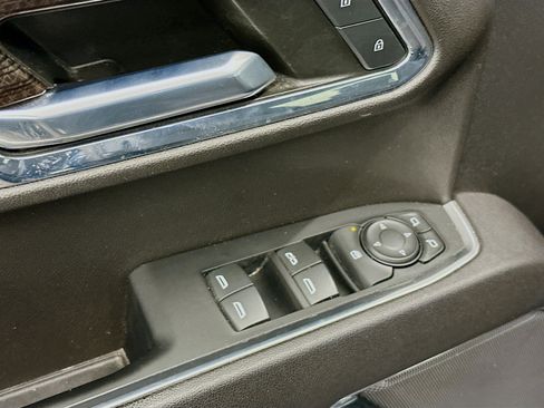 Used 2023 Chevrolet Silverado 1500 LT image 15