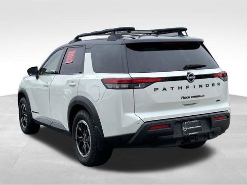 Certified 2023 Nissan Pathfinder Rock Creek image 5