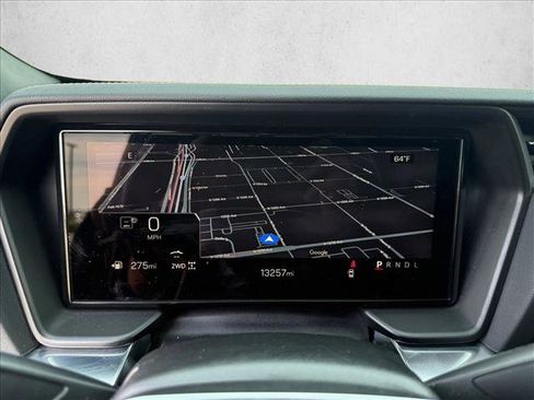 Used 2025 GMC Terrain Elevation w/ Elevation Premium Package AWD/4WD image 13