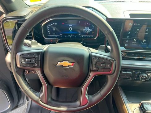 Used 2024 Chevrolet Silverado 1500 High Country w/ Technology Package AWD/4WD image 10