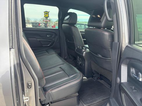 Used 2021 Nissan Titan PRO-4X w/ Pro-4x Convenience Package AWD/4WD image 19