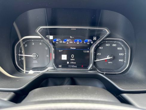 Used 2021 GMC Yukon XL AT4 w/ Rear Media and Nav Package AWD/4WD image 30