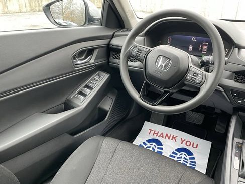 Certified 2024 Honda Accord EX image 31