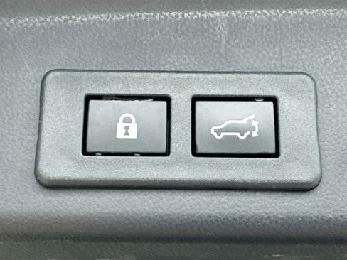 Used 2023 Subaru Ascent Premium w/ Convenience Package AWD/4WD image 33