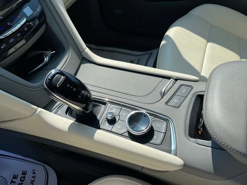 Used 2024 Cadillac XT6 Premium Luxury w/ LPO, Floor Liner Package AWD/4WD image 20