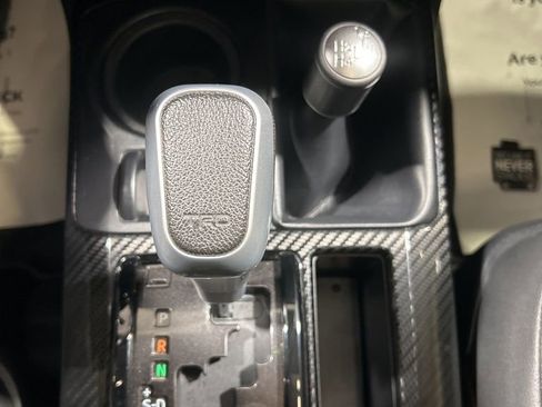 Used 2022 Toyota 4Runner TRD Off-Road Premium image 34