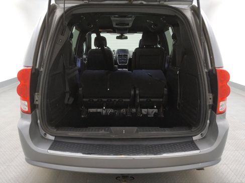 Used 2020 Dodge Grand Caravan GT image 29