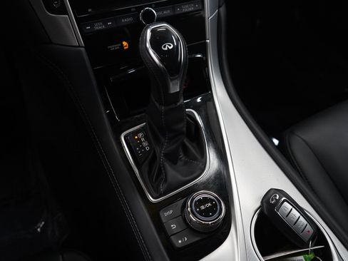 Used 2020 INFINITI Q50 Luxe AWD/4WD image 21