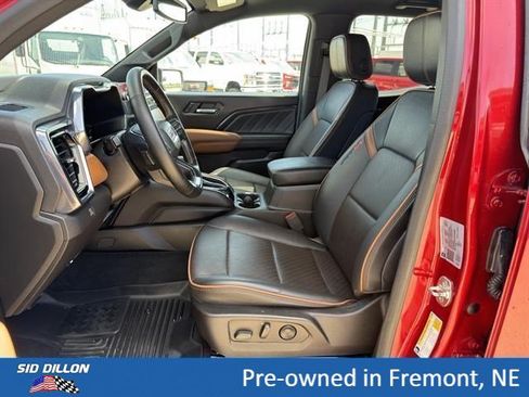 Used 2024 GMC Canyon AT4 w/ AT4 Premium Package AWD/4WD image 14