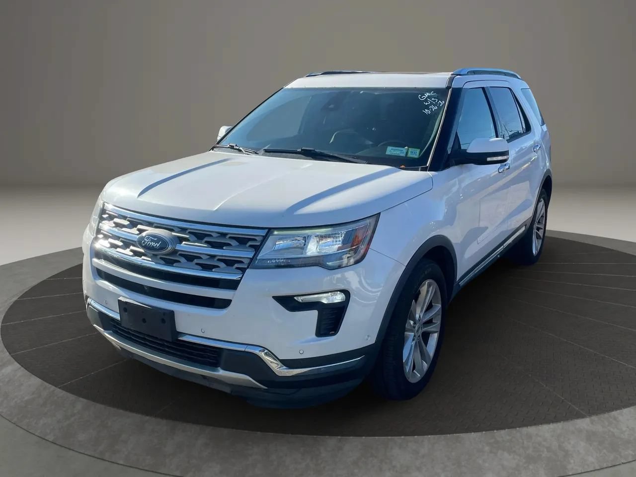 Used 2018 Ford Explorer Limited w/ Equipment Group 301A AWD/4WD image 1