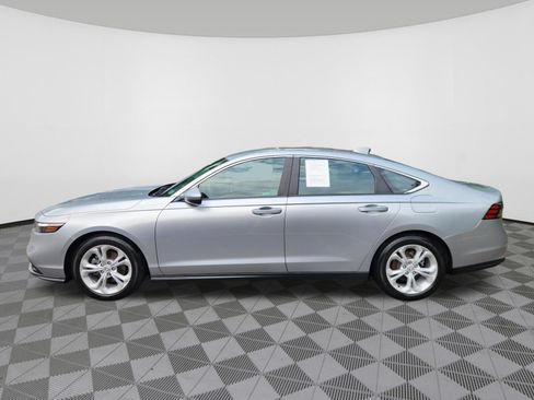 Certified 2025 Honda Accord LX image 5
