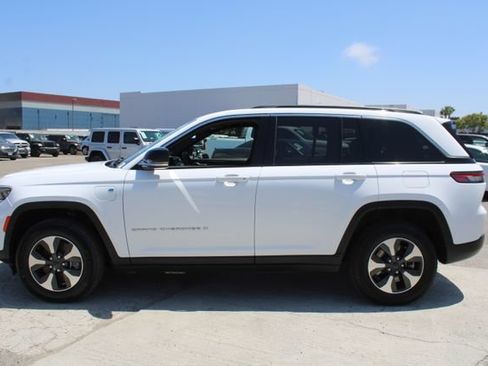Used 2024 Jeep Grand Cherokee Limited 4xe AWD/4WD image 7
