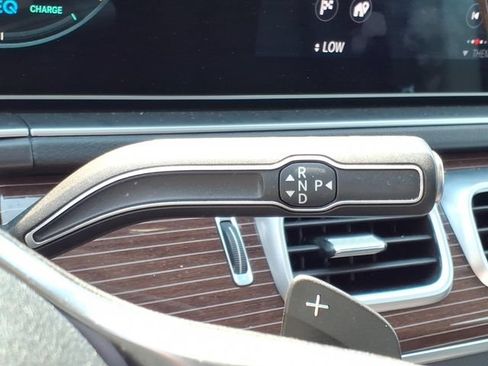 Used 2022 Mercedes-Benz GLS 450 4MATIC image 17