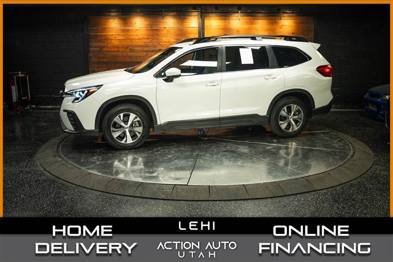 Used 2025 Subaru Ascent Premium AWD/4WD image 1