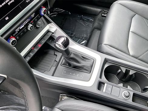 Used 2025 Audi Q3 2.0T Premium Plus w/ Premium Plus Package image 18