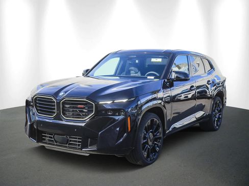 New 2026 BMW XM Label Red image 3