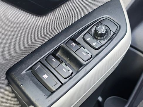 Used 2025 Subaru Forester image 22